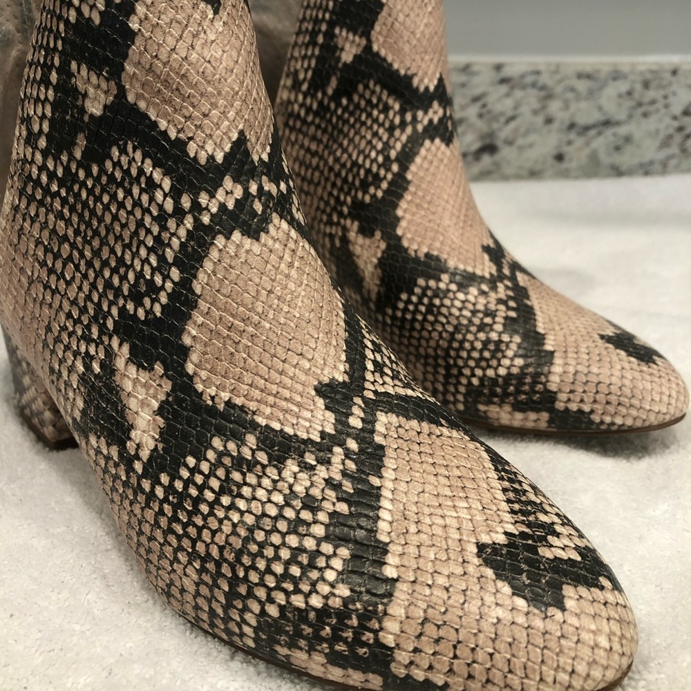 Steve Madden Boots
